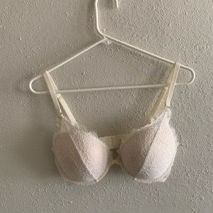 White Lace Push-up Bra